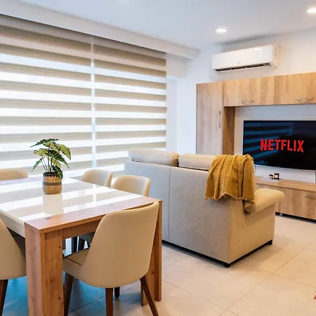 Elegant Chic Getaway In Picturesque Maltese Town Διαμέρισμα