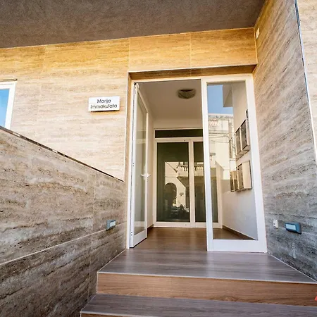 Elegant Chic Getaway In Picturesque Maltese Town Gharghur